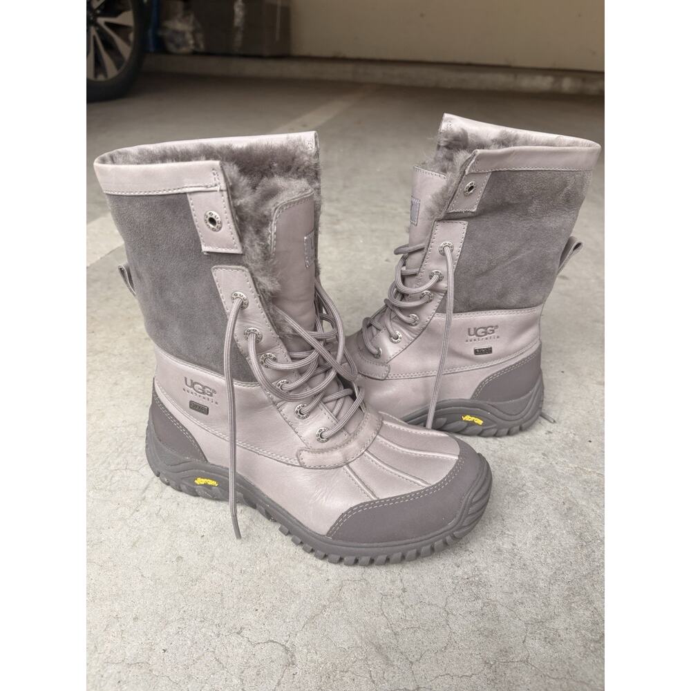 UGG Adirondack II Round Toe Waterproof Winter Boots Grey Women's Size 8
